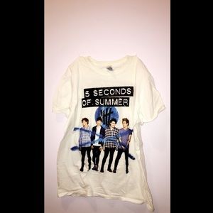 5 seconds of summer merch lol